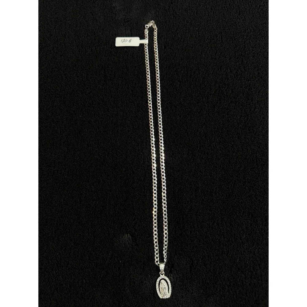 Cadena Tejido Cubano con Dije De La Virgencita De Guadalupe Plata 925 20 Inch.